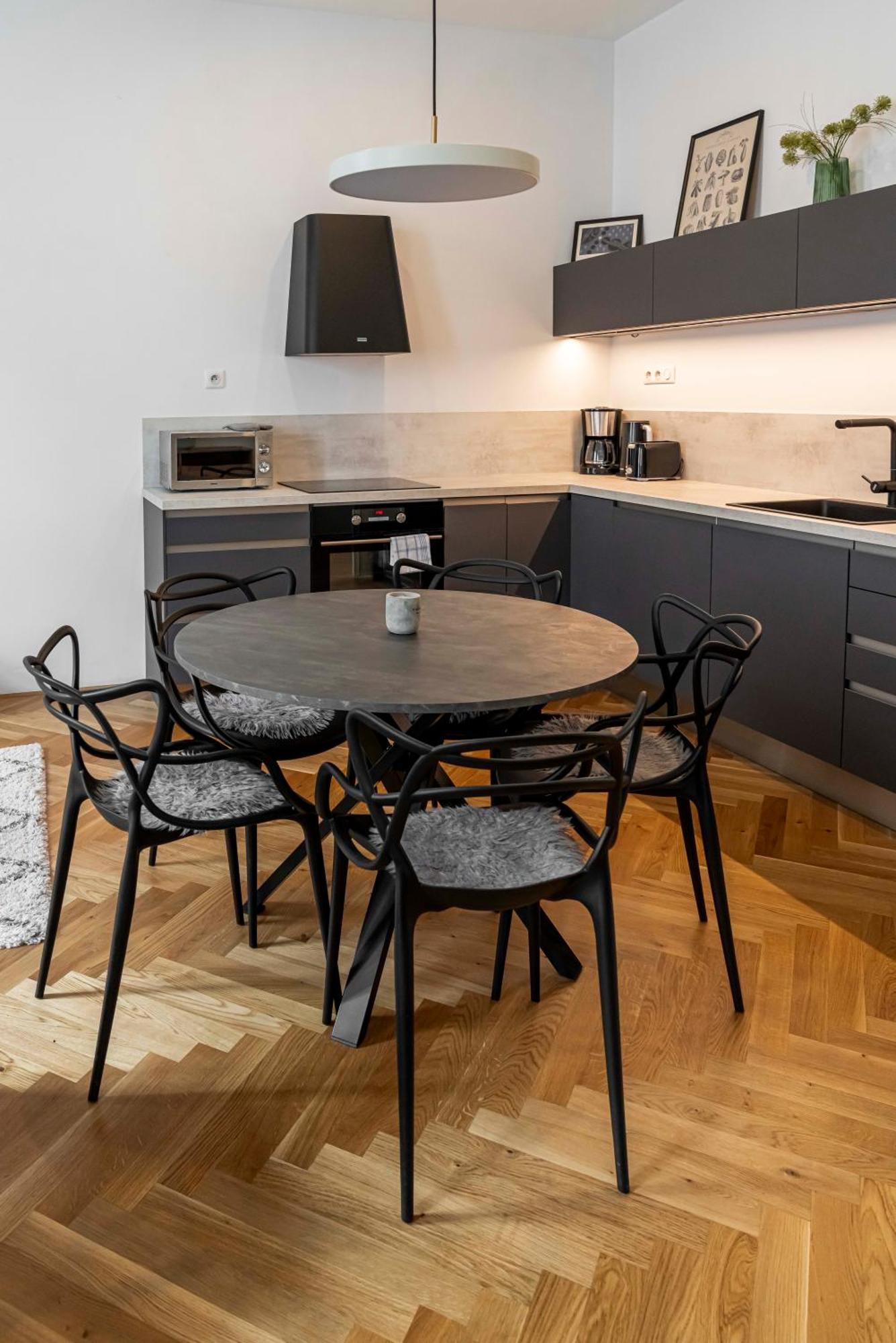 זנוימו Apartmany Marienhof מראה חיצוני תמונה